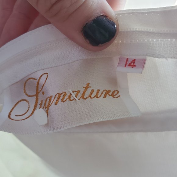 David's Bridal Embellished Ballgown Wedding Dress with Train, Sz 14 - Picture 13 of 16